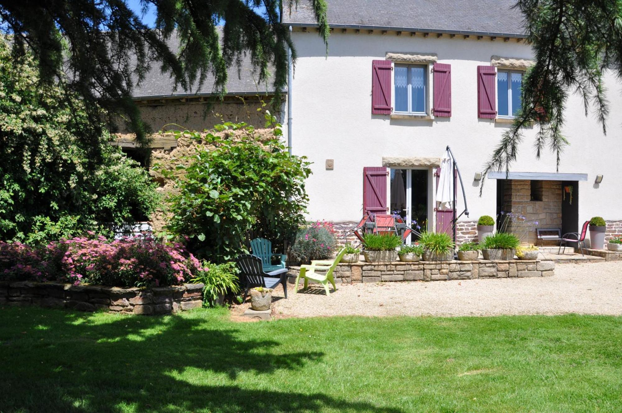 Perrault Gites Loscouet-sur-Meu ภายนอก รูปภาพ