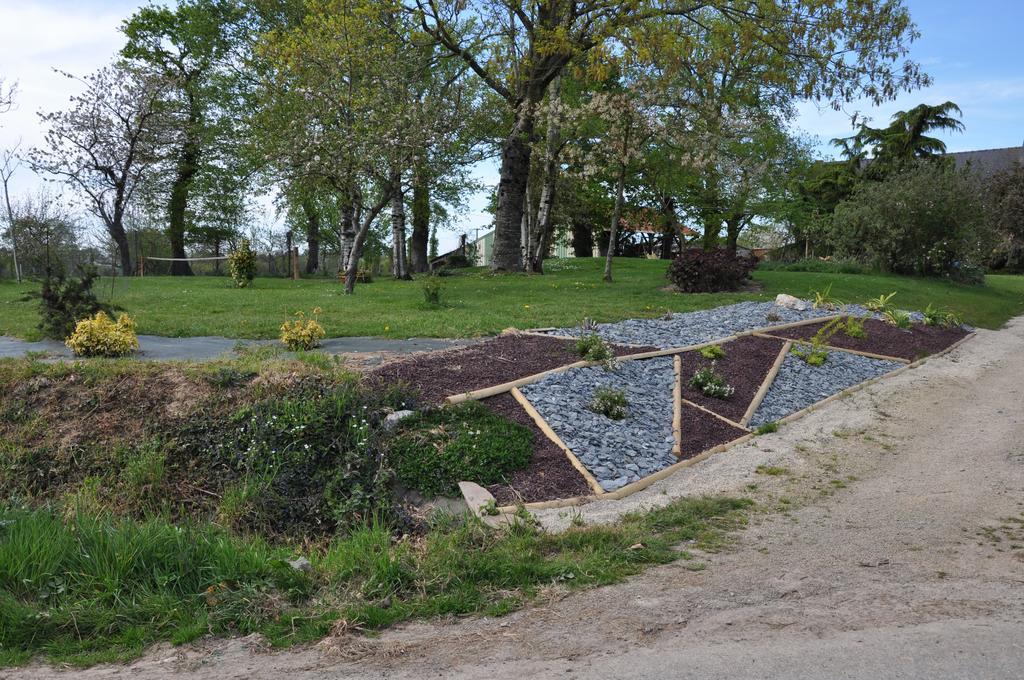 Perrault Gites Loscouet-sur-Meu ภายนอก รูปภาพ